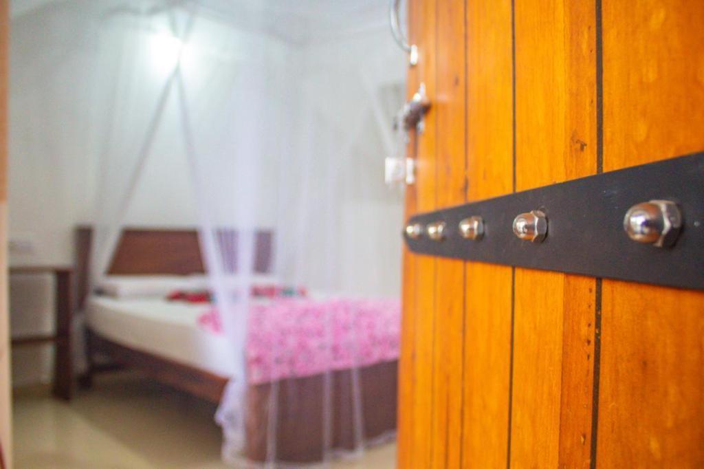 Amado Homestay Ella Exteriör bild