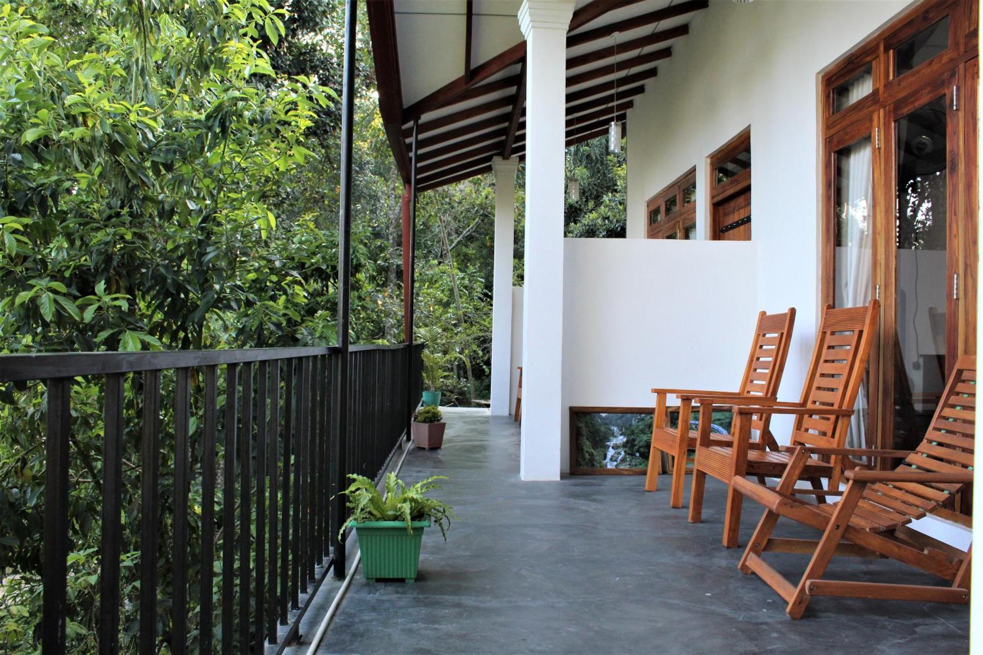 Amado Homestay Ella Exteriör bild